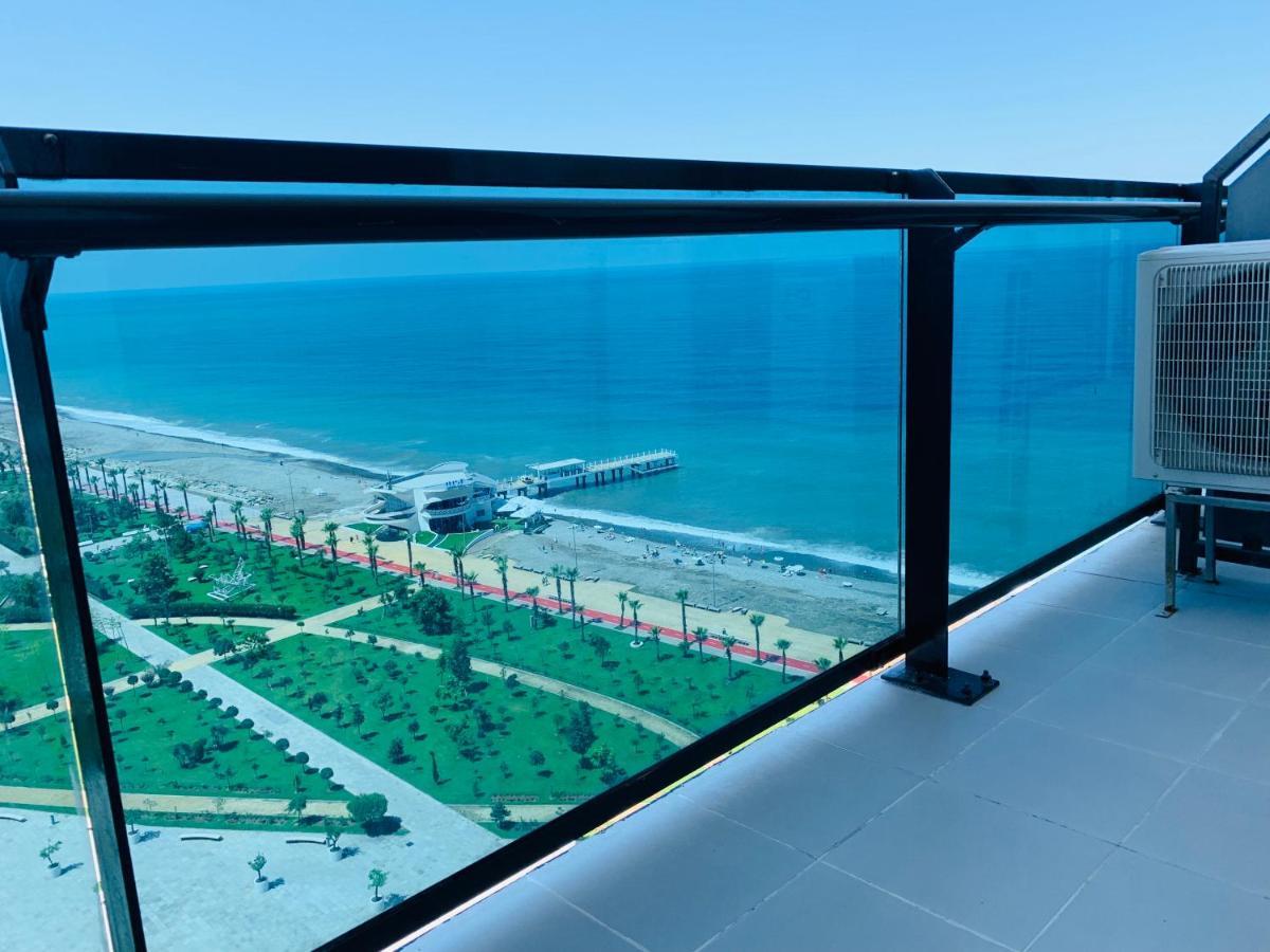 Sea View Apartments Orbi Beach Tower Batoumi Extérieur photo