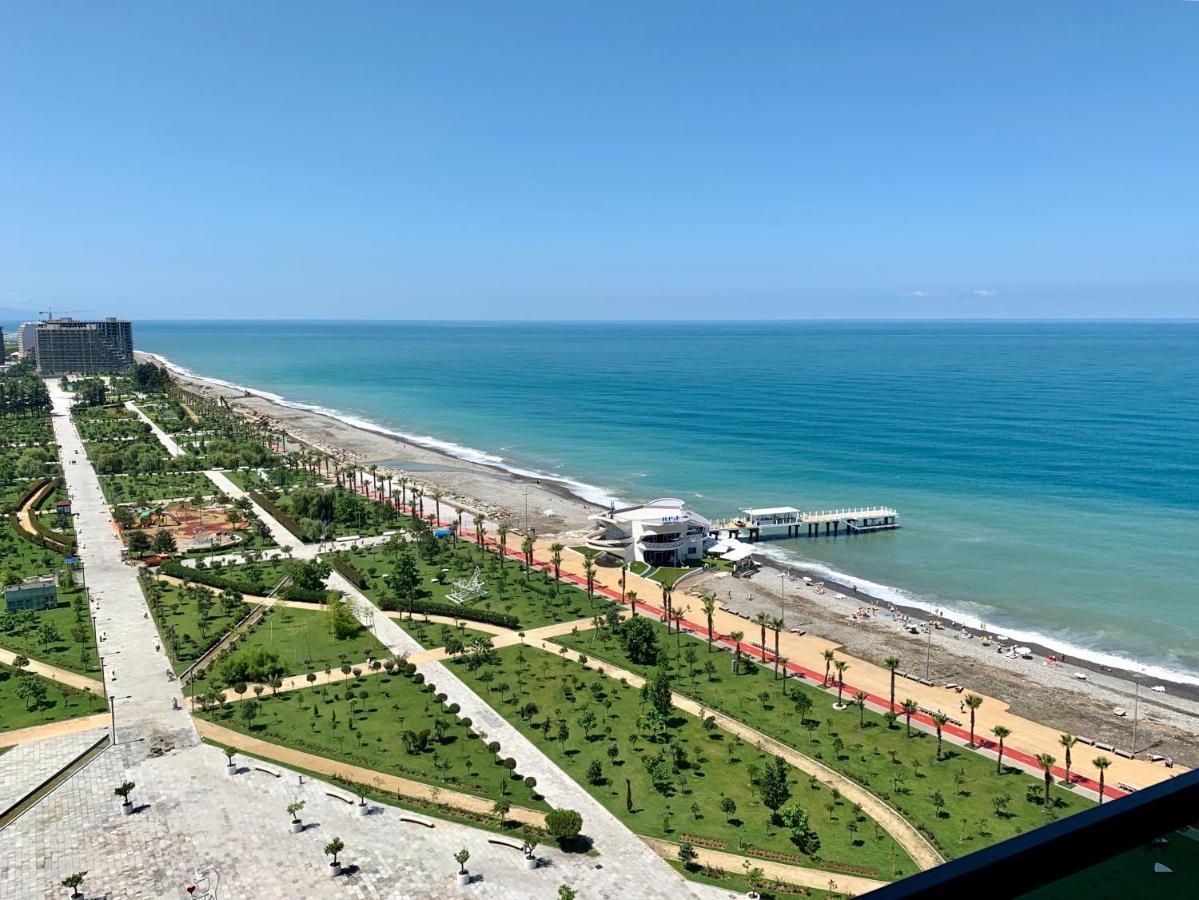 Sea View Apartments Orbi Beach Tower Batoumi Extérieur photo