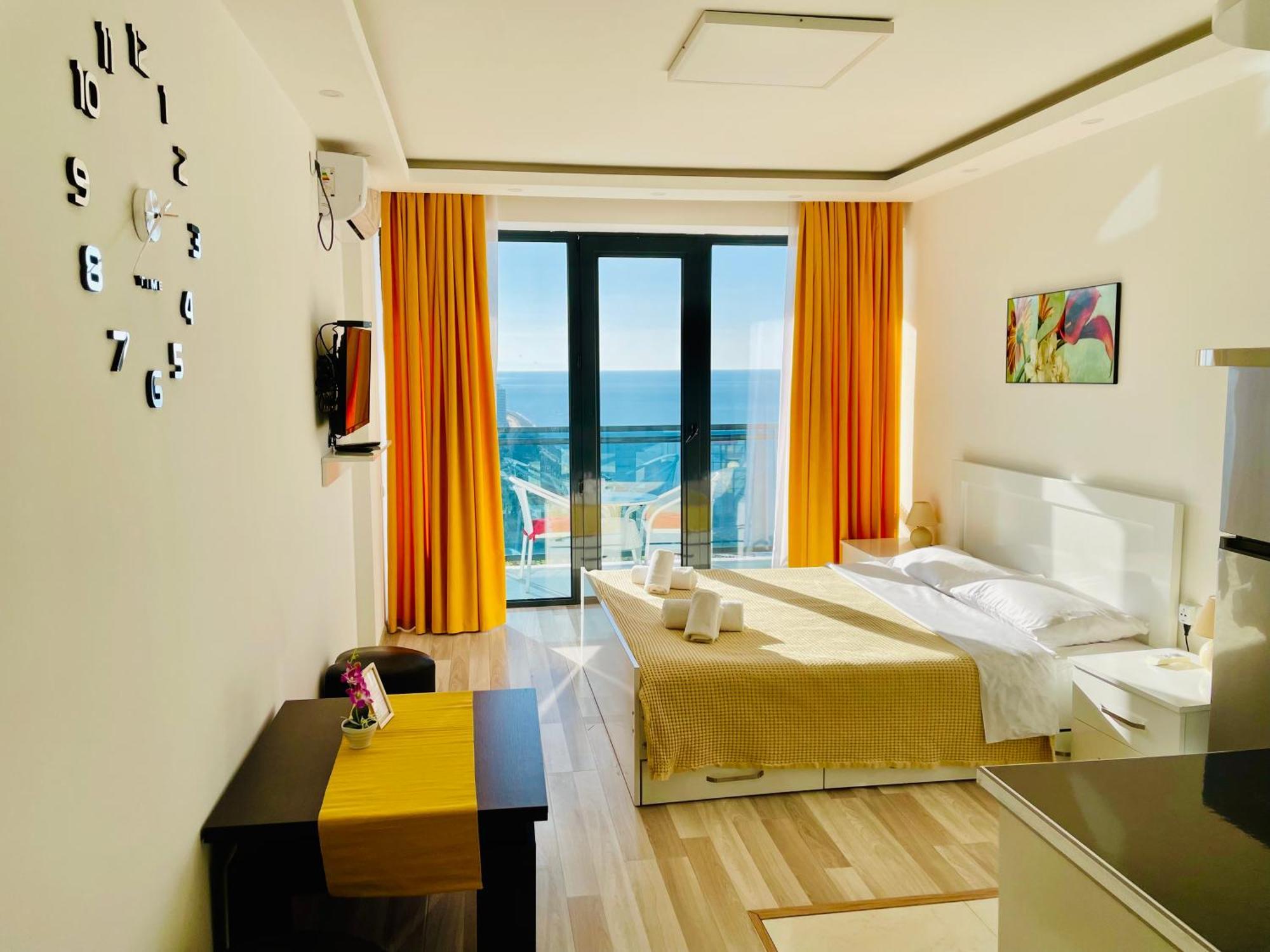 Sea View Apartments Orbi Beach Tower Batoumi Extérieur photo