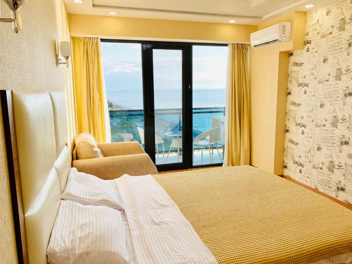 Sea View Apartments Orbi Beach Tower Batoumi Extérieur photo