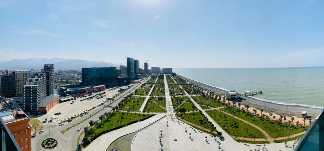 Sea View Apartments Orbi Beach Tower Batoumi Extérieur photo